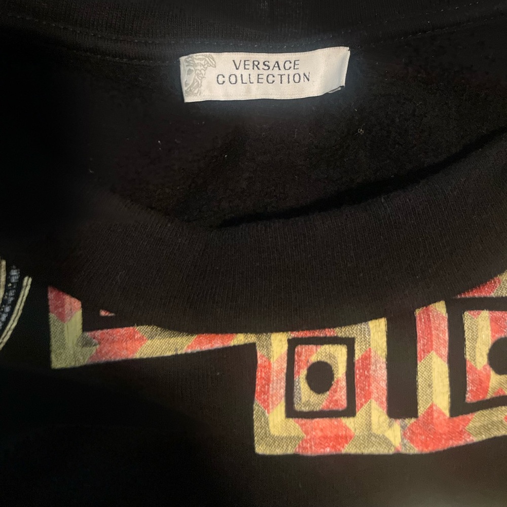 Versace sweater - Picture 2 of 2